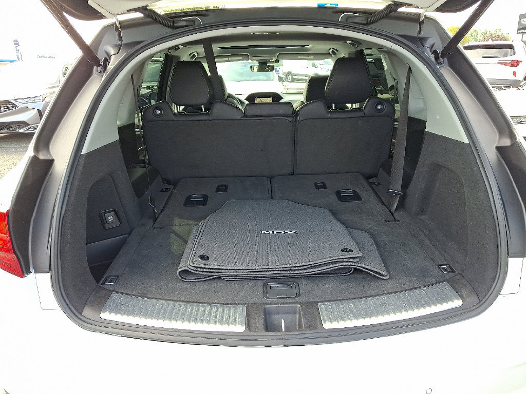 Certified 2020 Acura MDX w/ Technology Package AWD/4WD image 31