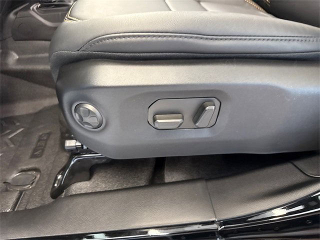 New 2025 Jeep Wrangler Unlimited Rubicon 392 image 14