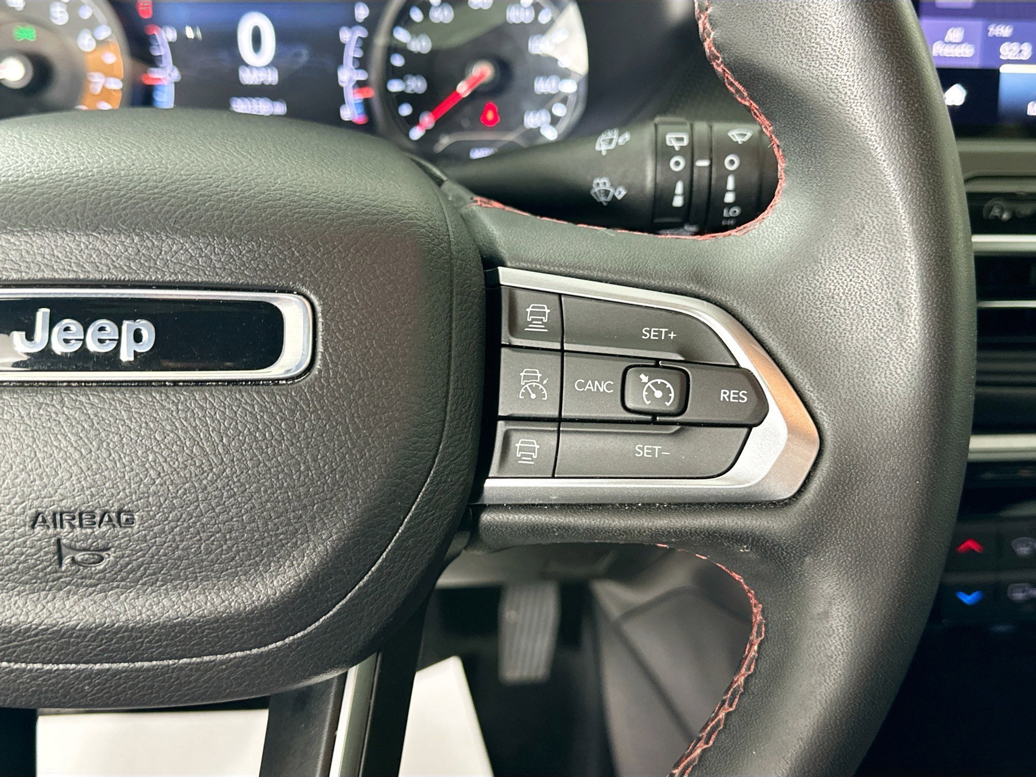 Used 2024 Jeep Compass Trailhawk AWD/4WD image 13
