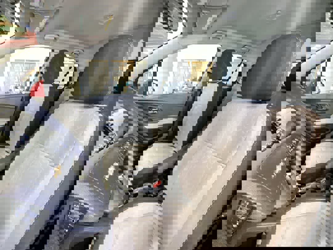 Used 2018 Chevrolet Trax LT image 14