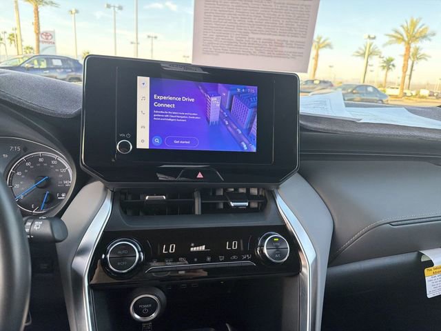 Certified 2024 Toyota Venza LE image 19