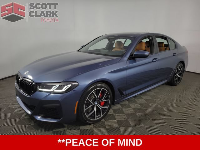 Used 2023 BMW 540i w/ M Sport Package RWD image 3
