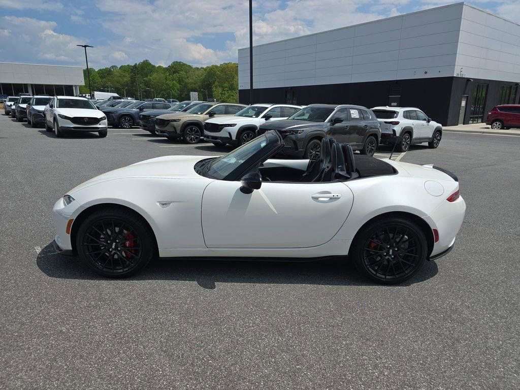 New 2026 MAZDA MX-5 Miata Club w/ Brembo/BBS Recaro Package RWD image 6