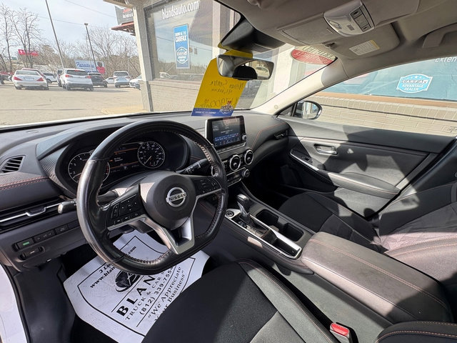 Used 2022 Nissan Sentra SR w/ Lighting Package FWD image 15