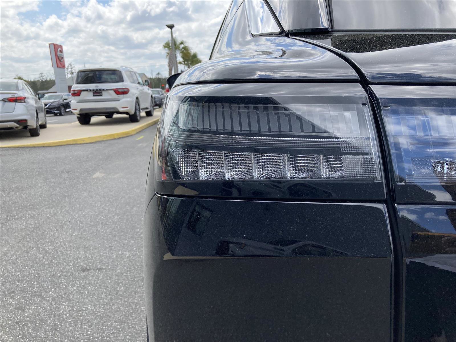 New 2025 Nissan Murano SL image 11