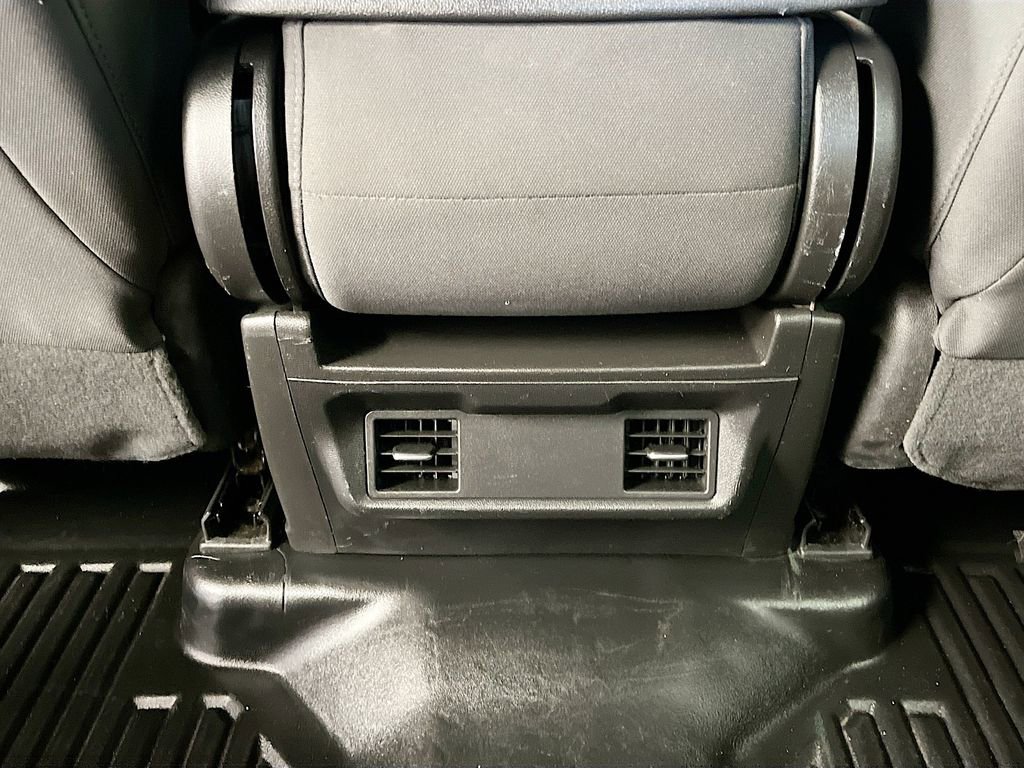 Used 2024 Chevrolet Silverado 1500 W/T w/ WT Value Package image 24