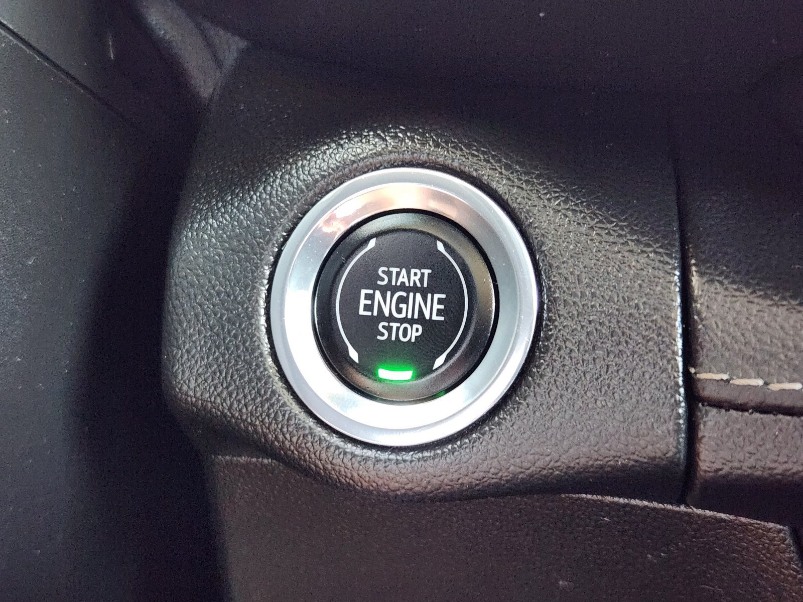 Certified 2023 Buick Envision Avenir FWD image 24