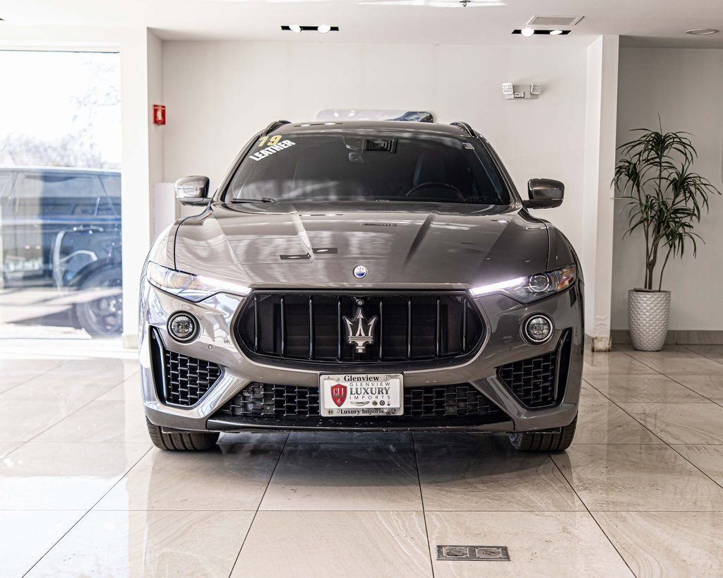 Used 2019 Maserati Levante S GranSport image 2