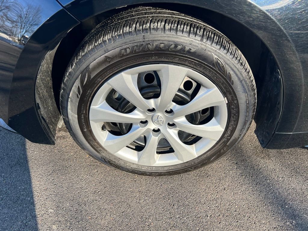 Used 2024 Toyota Corolla LE image 12