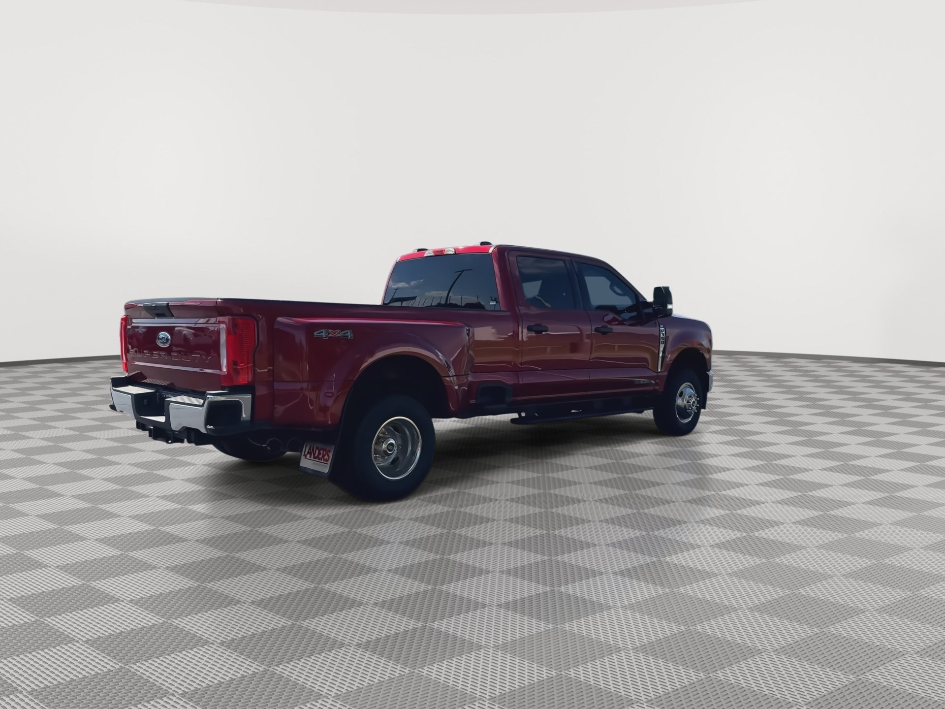 Used 2025 Ford F350 XLT AWD/4WD image 8