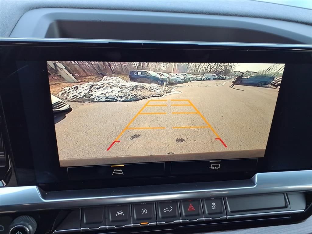 Used 2023 Chevrolet Silverado 1500 LT image 28