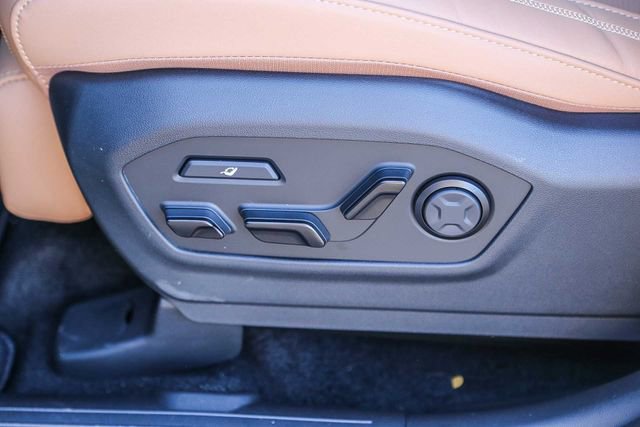 New 2026 Hyundai Santa Fe Calligraphy AWD/4WD image 25