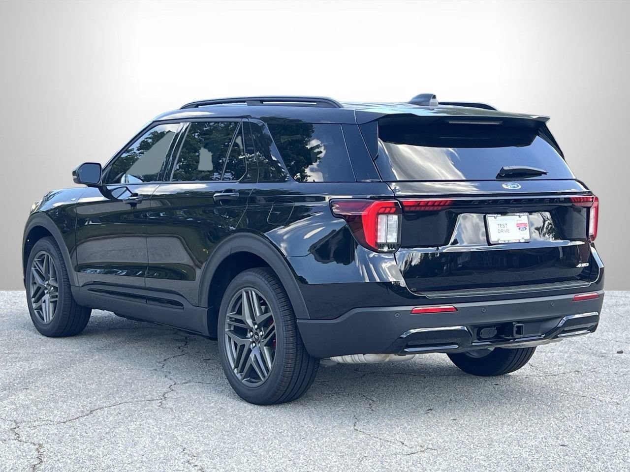 New 2026 Ford Explorer ST-Line AWD/4WD image 23