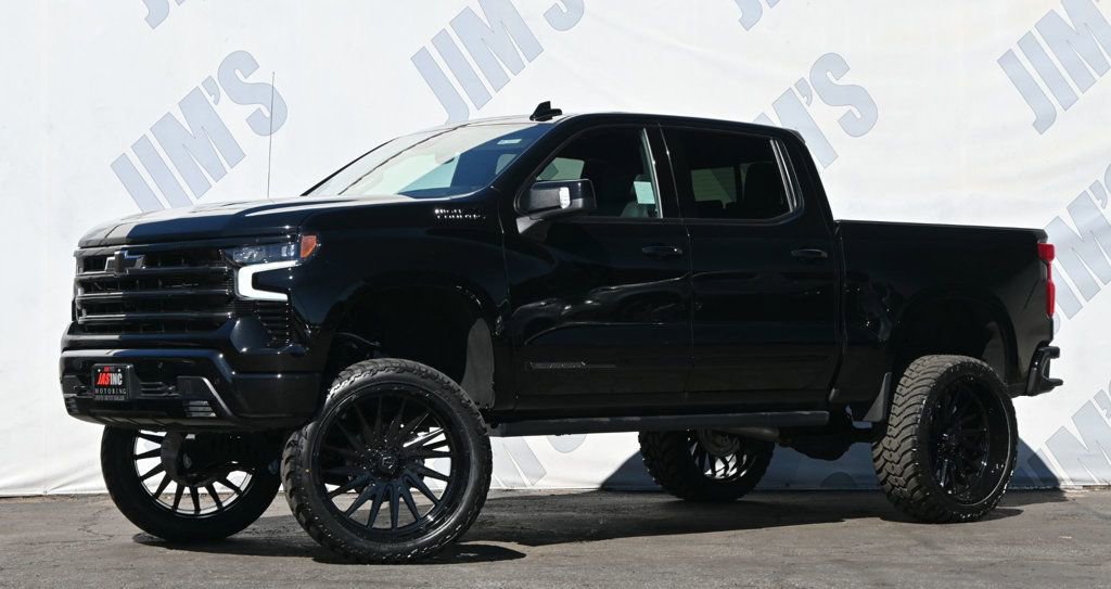Used 2024 Chevrolet Silverado 1500 High Country w/ Midnight Edition image 1