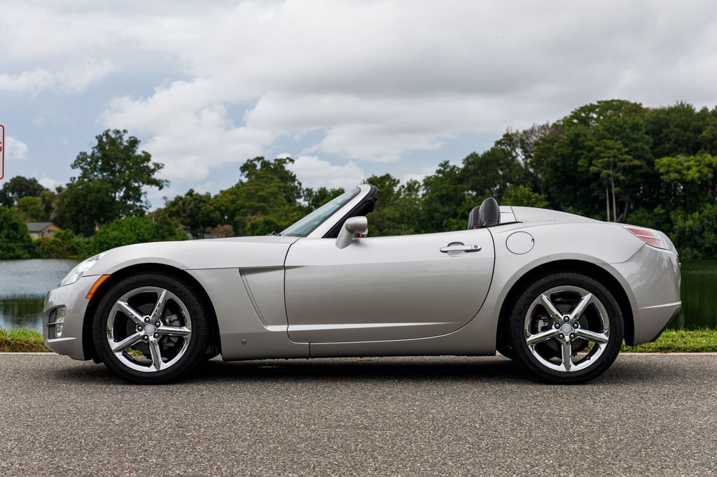 Used 2008 Saturn Sky RWD image 6