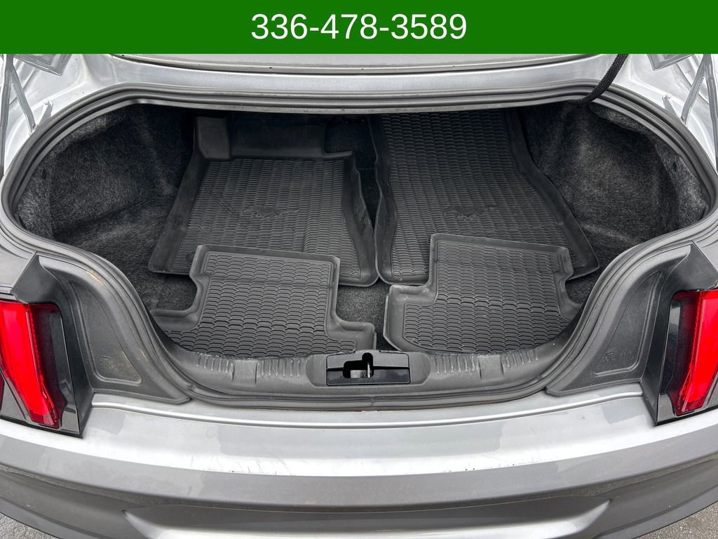 Used 2021 Ford Mustang EcoBoost image 25