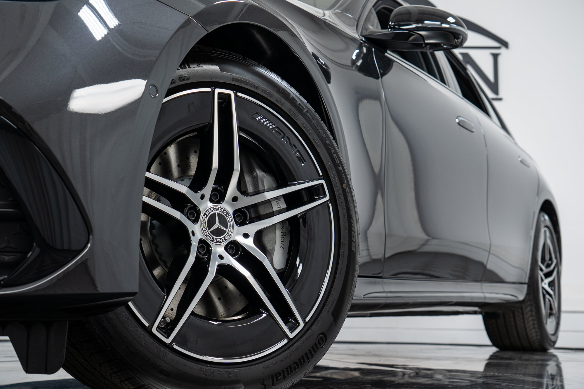 New 2026 Mercedes-Benz E 450 4MATIC Sedan image 27