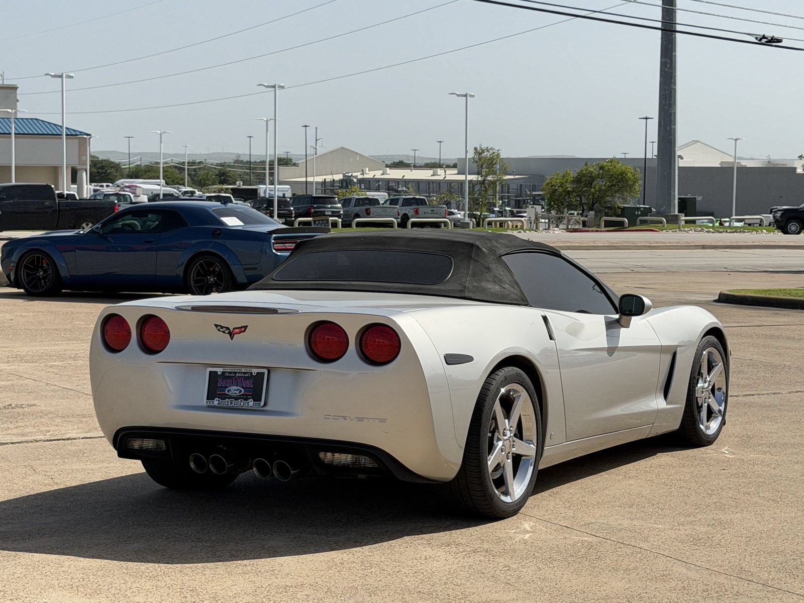 Used 2008 Chevrolet Corvette Convertible w/ Preferred Equipment Group RWD image 4
