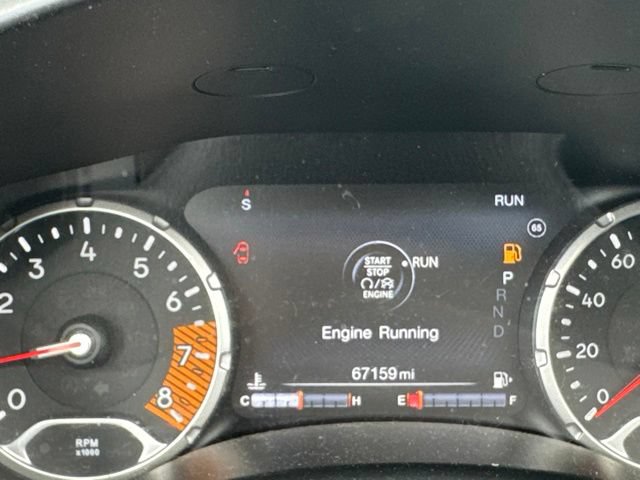 Used 2021 Jeep Renegade Latitude AWD/4WD image 32