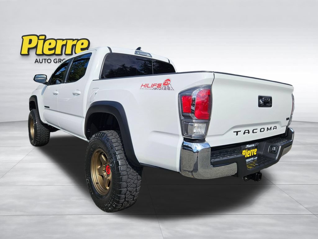 Used 2023 Toyota Tacoma TRD Off-Road w/ Black Out Package (TMS) AWD/4WD image 3