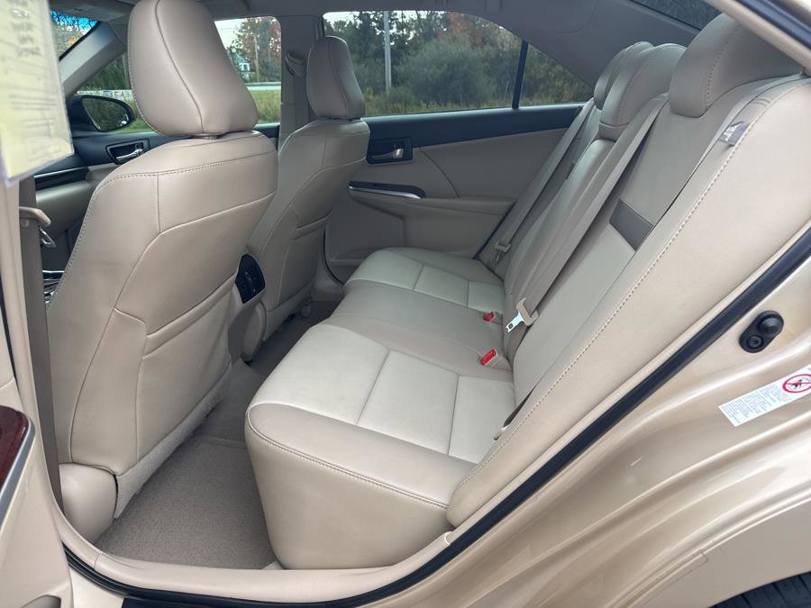 Used 2012 Toyota Camry XLE image 5