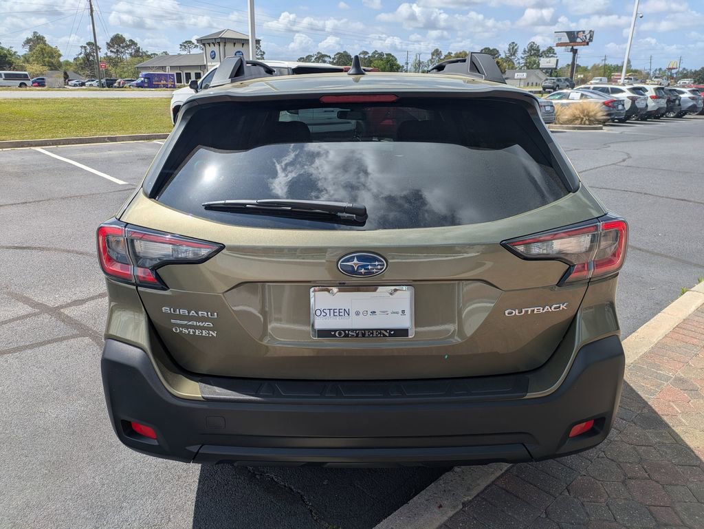 Certified 2025 Subaru Outback Premium image 6