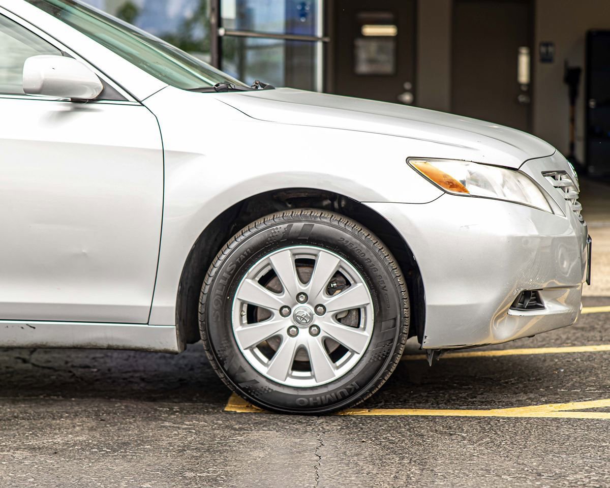 Used 2007 Toyota Camry XLE FWD image 10