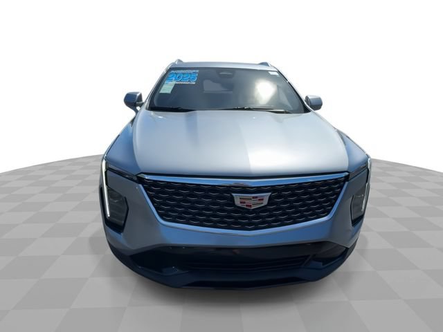 Certified 2025 Cadillac XT4 Premium Luxury FWD image 3