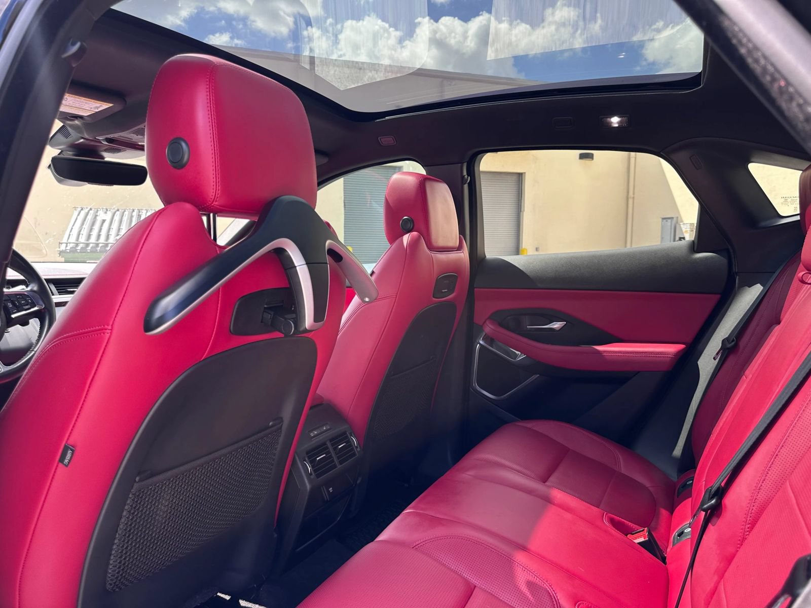 Used 2019 Jaguar E-PACE R-Dynamic HSE AWD/4WD image 10