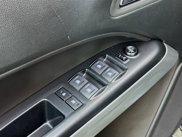 Used 2022 Chevrolet Colorado LT w/ LT Convenience Package image 17