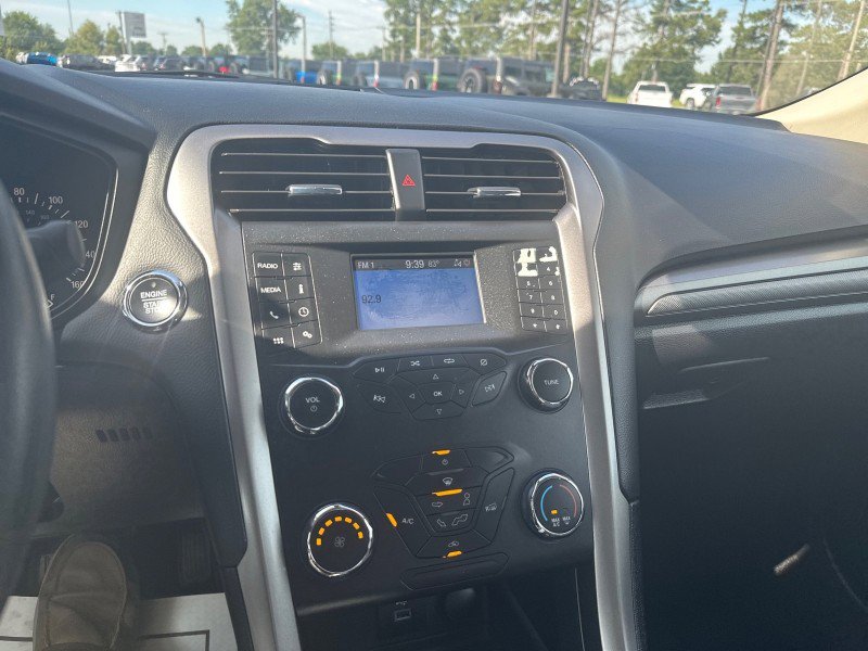 Used 2020 Ford Fusion S image 13