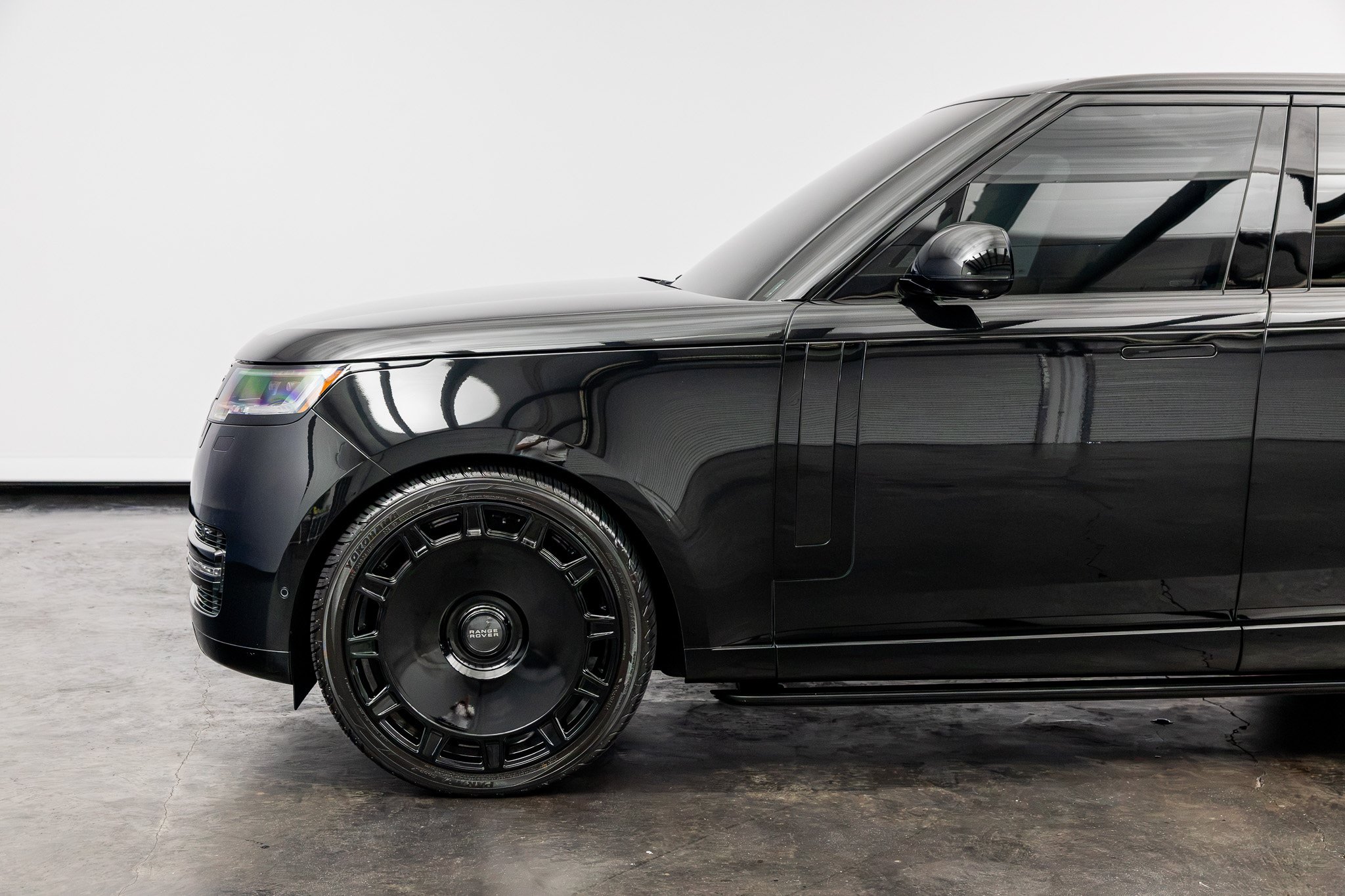 Used 2024 Land Rover Range Rover SE AWD/4WD image 10