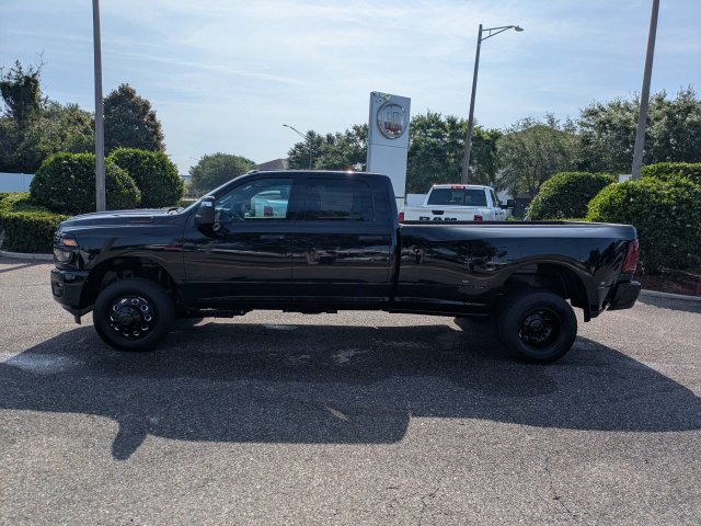 New 2026 RAM 3500 Big Horn AWD/4WD image 6
