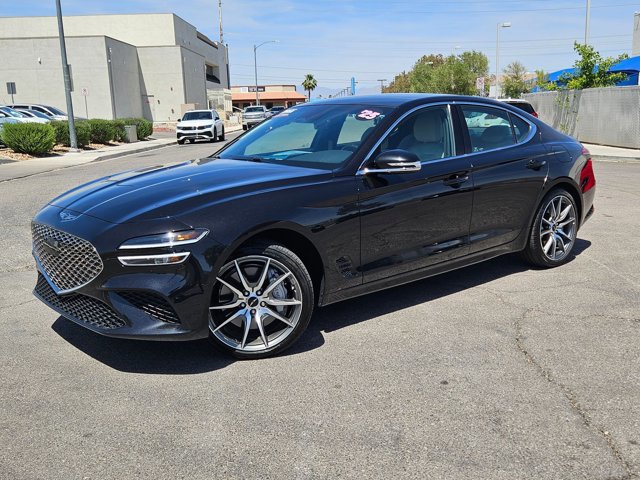 Used 2025 Genesis G70 2.5T image 1