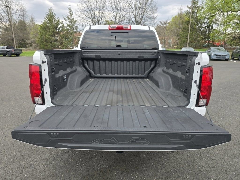 Used 2025 Chevrolet Colorado W/T w/ Advanced Trailering Package image 15