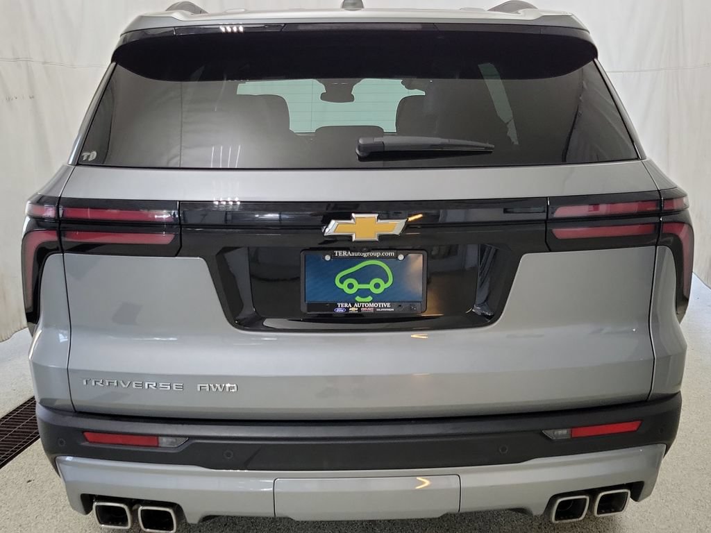 Certified 2026 Chevrolet Traverse LT AWD/4WD image 4