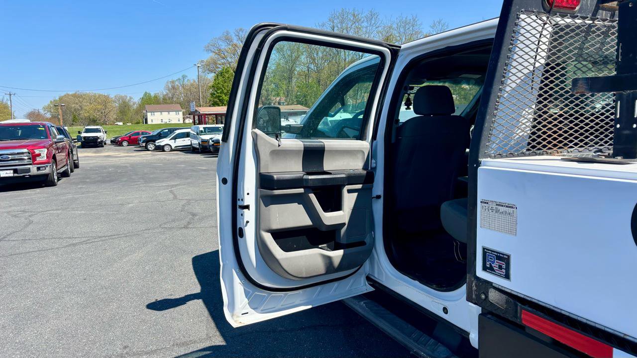 Used 2017 Ford F350 XL w/ Power Equipment Group AWD/4WD image 16