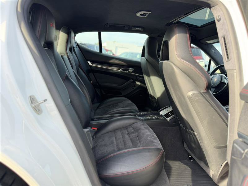 Used 2015 Porsche Panamera GTS AWD/4WD image 38