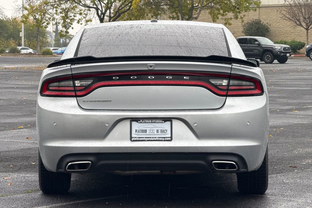 Used 2021 Dodge Charger SXT w/ Leather Interior Group image 5