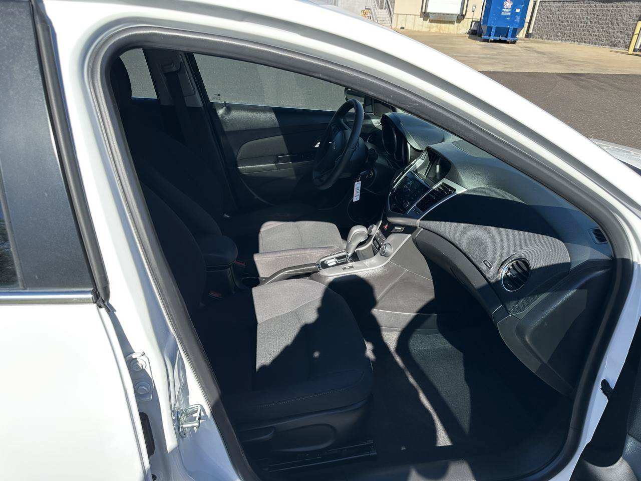 Used 2015 Chevrolet Cruze LT w/ Sun And Sound Package FWD image 16