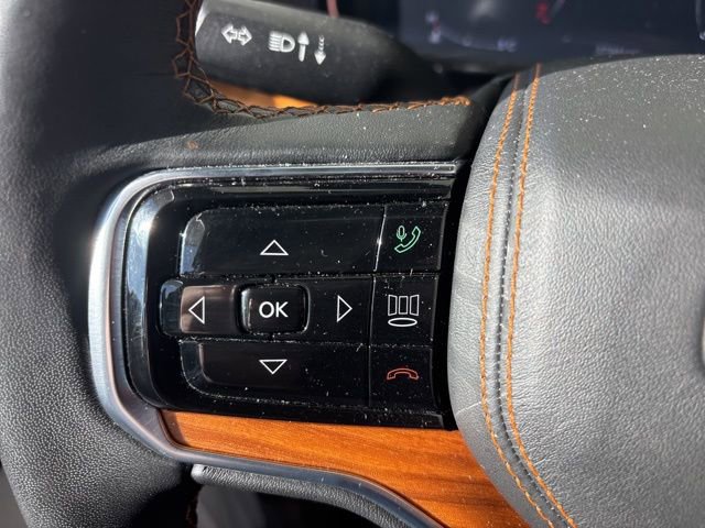 Used 2024 Jeep Grand Wagoneer Series III w/ Rear Seat Video Group 1 image 27