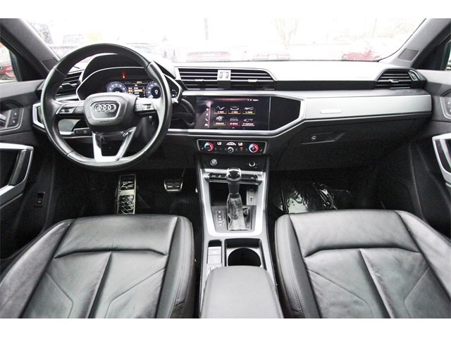 Used 2020 Audi Q3 2.0T Premium w/ Convenience Package image 8
