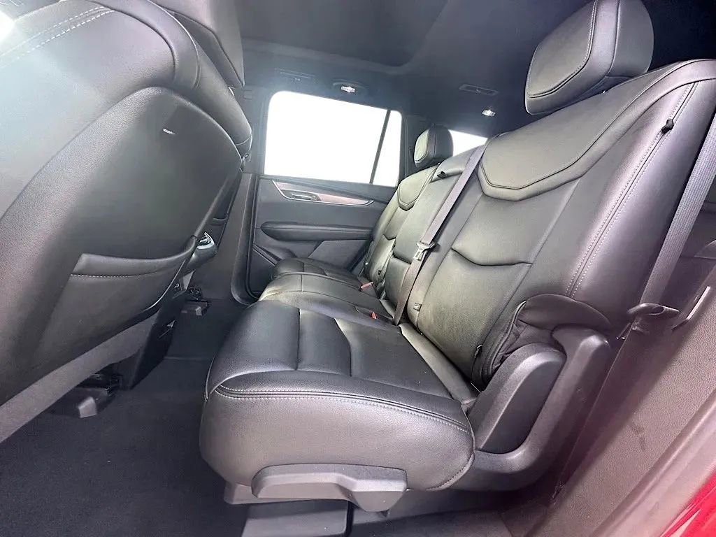 Used 2022 Cadillac XT6 Luxury image 17