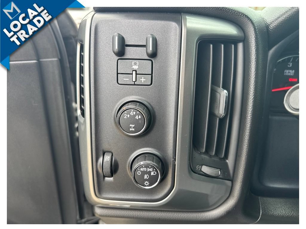 Used 2015 Chevrolet Silverado 2500 LT w/ LT Convenience Package AWD/4WD image 25