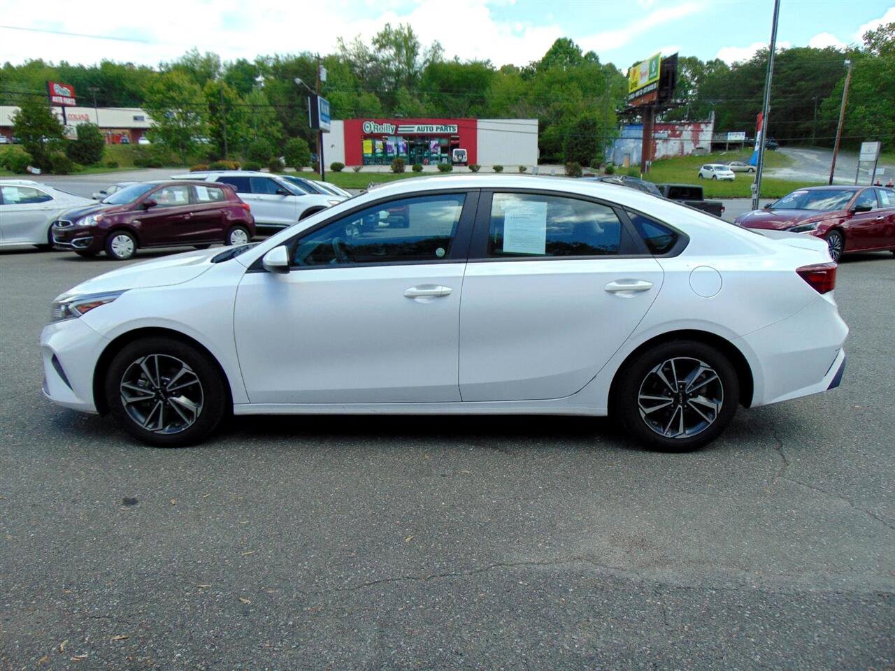 Used 2024 Kia Forte LXS image 8