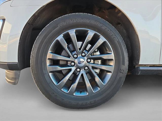 Used 2021 Ford Expedition Max Limited image 29