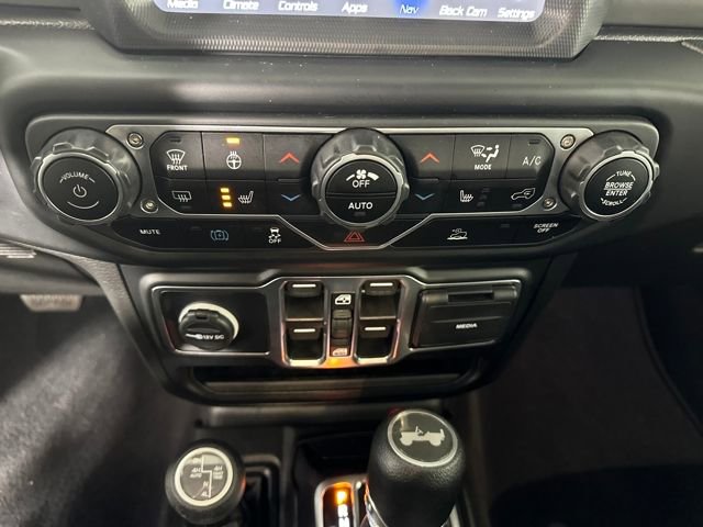 Used 2023 Jeep Wrangler Unlimited w/ Cold Weather Group image 24