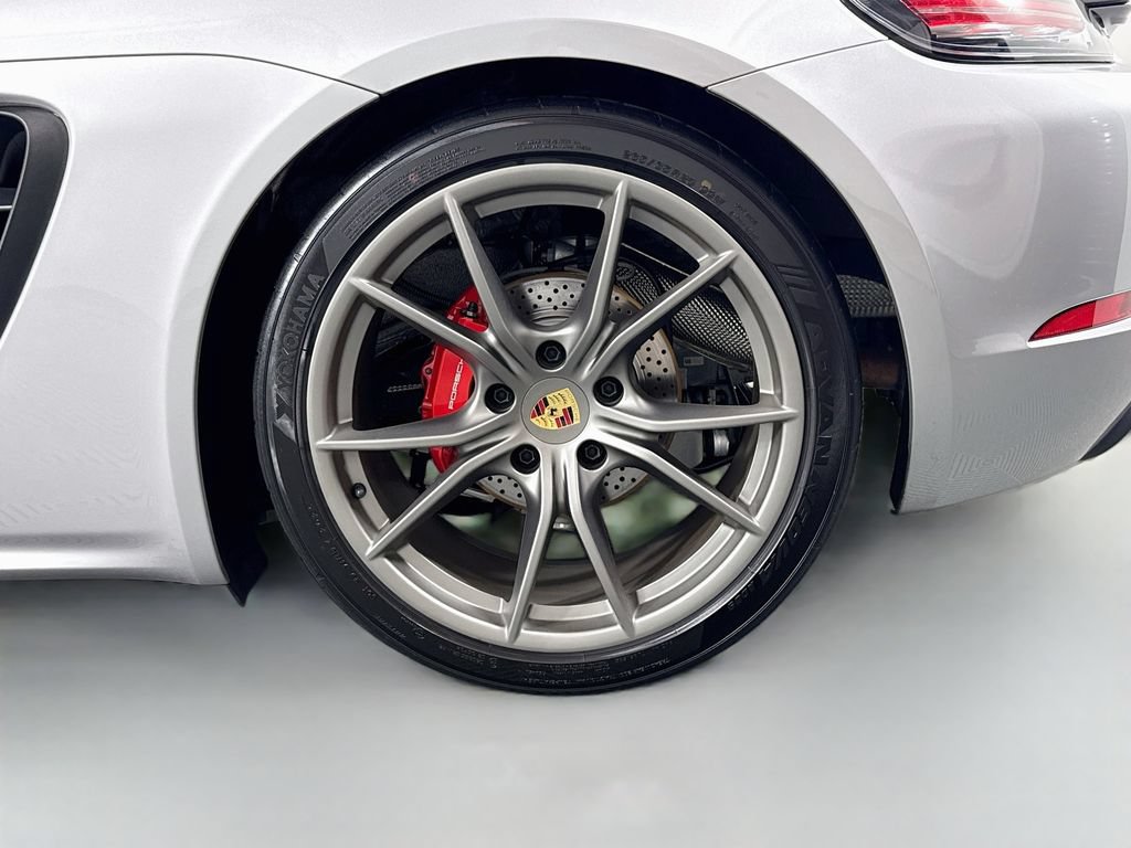 Certified 2024 Porsche 718 Cayman S RWD image 28
