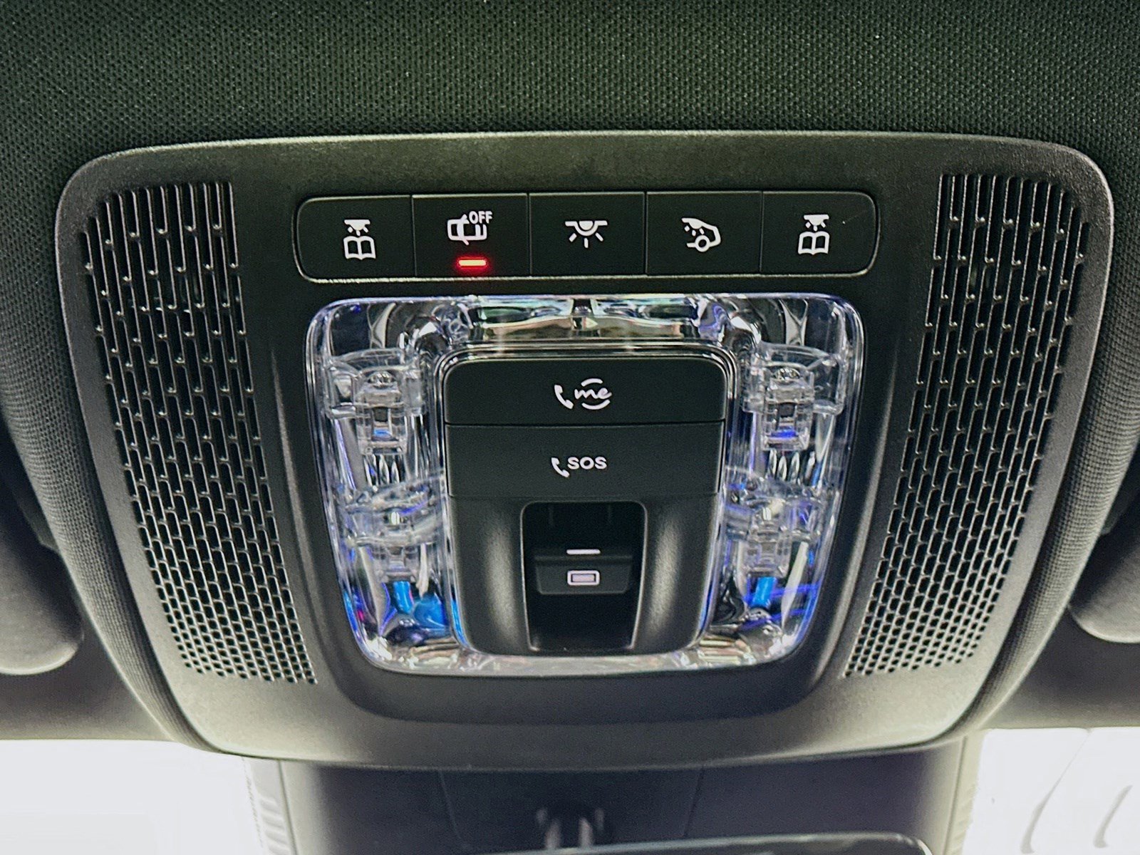 Used 2024 Mercedes-Benz CLA 35 AMG CLA 35 AMG Exclusive 4MATIC image 18