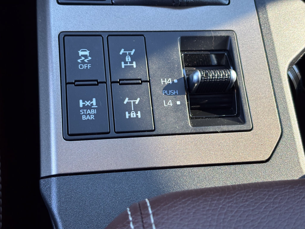 Certified 2025 Toyota Land Cruiser w/ Premium Package AWD/4WD image 40